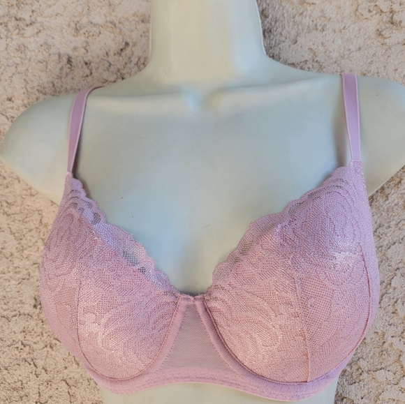 Pink Victoria's secret Push-up Bra - Picture 1 of 8